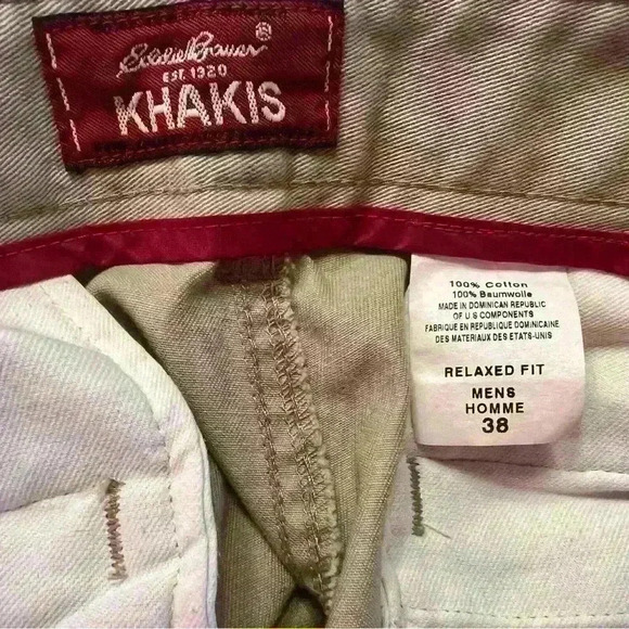 Eddie Bauer Men’s Khaki Shorts - Picture 3 of 5